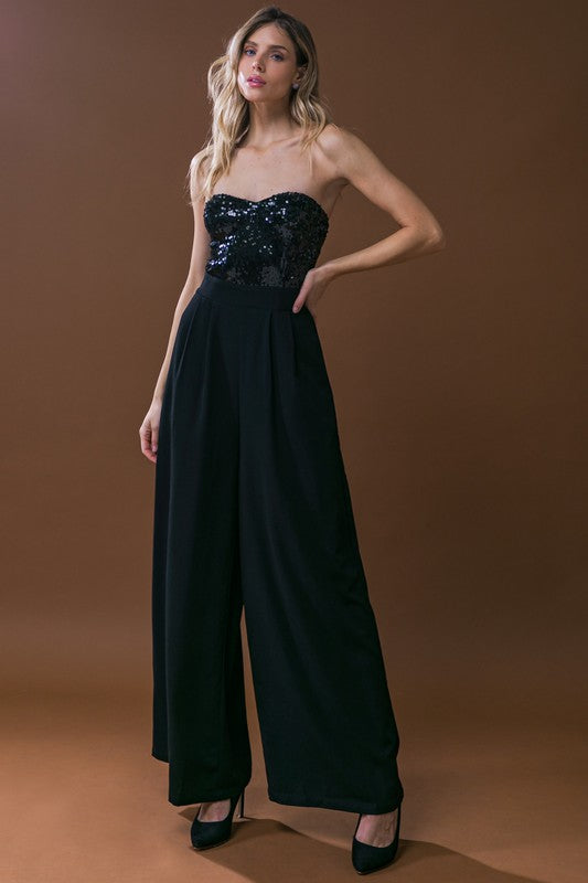 First Class Jumper in Black